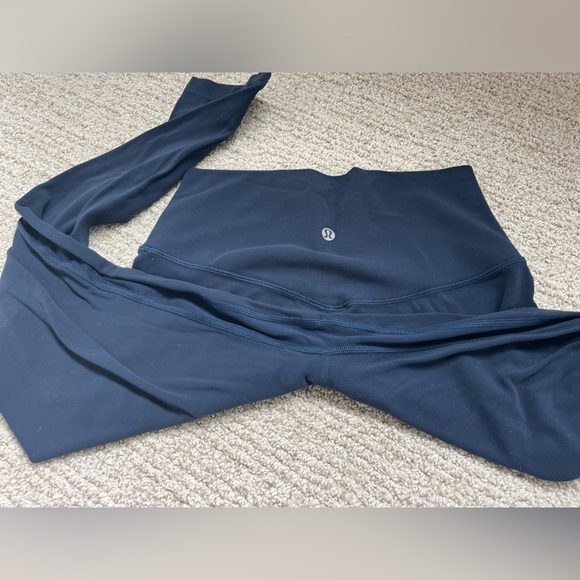 Lululemon true navy align leggings, size 6 - Picture 6 of 7